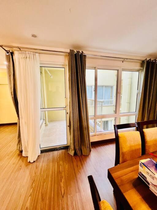 Penthouse 3 Bedroom Apartment With A Beautiful View 포카라 외부 사진